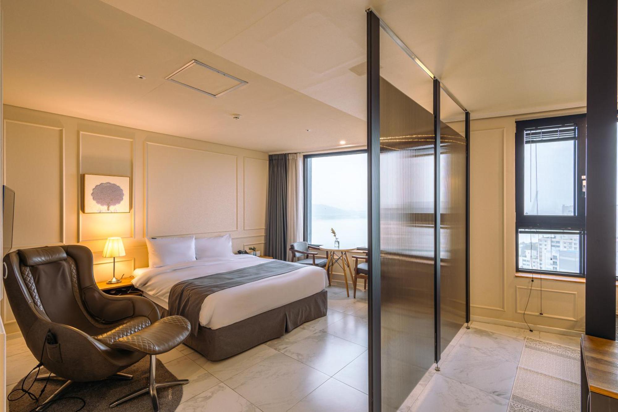 Jk Blossom Hotel Seoel Buitenkant foto